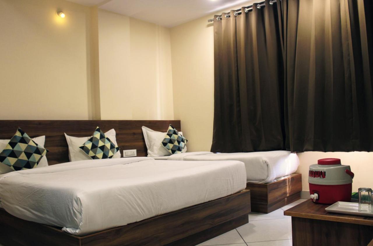 Maruti Group Of Hotels - Shri Naman Nāthdwāra المظهر الخارجي الصورة