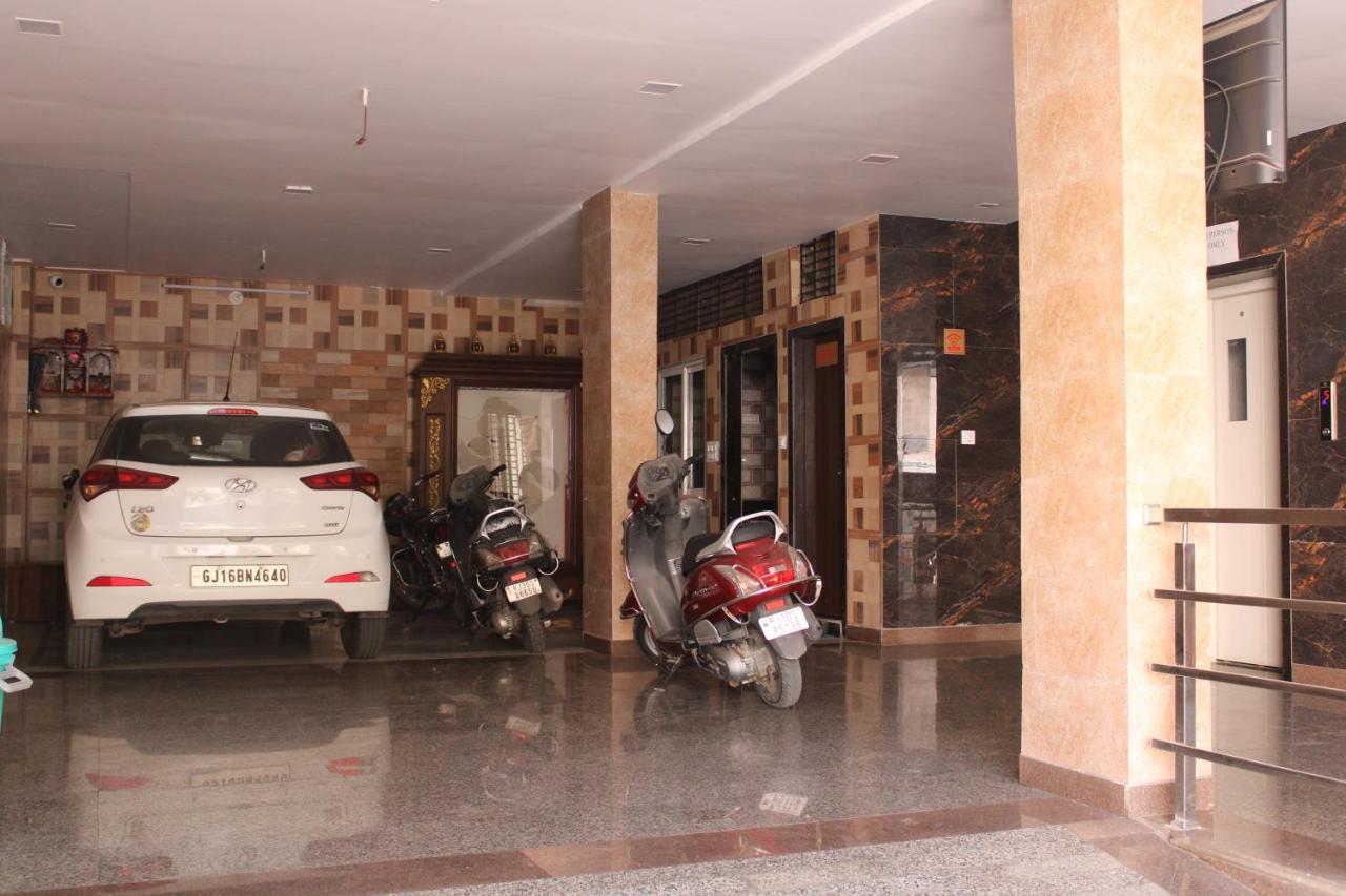 Maruti Group Of Hotels - Shri Naman Nāthdwāra المظهر الخارجي الصورة
