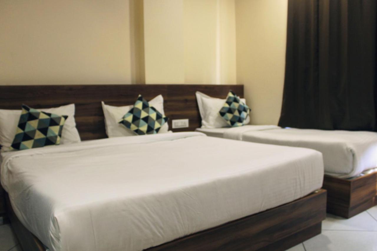 Maruti Group Of Hotels - Shri Naman Nāthdwāra المظهر الخارجي الصورة