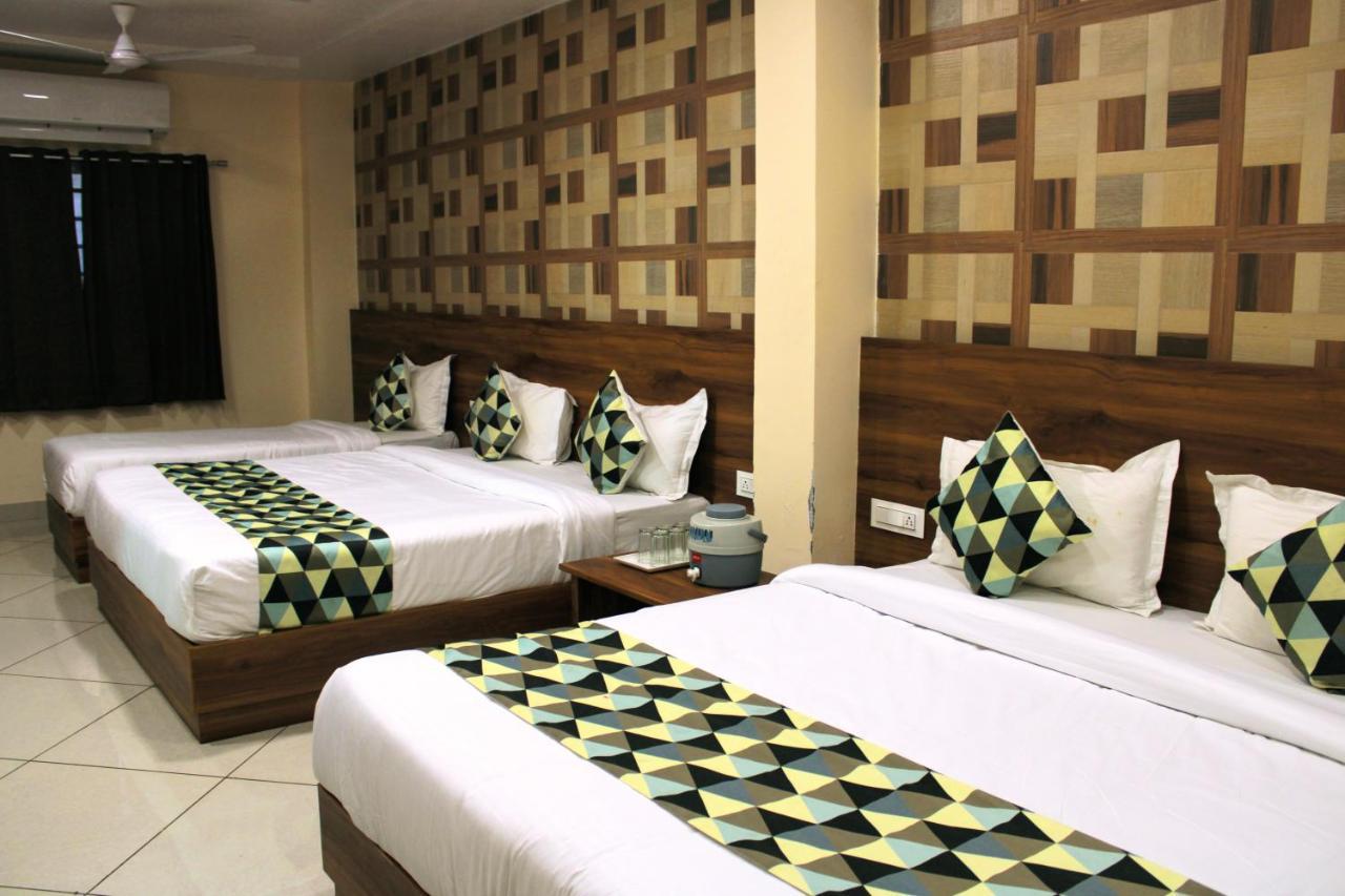 Maruti Group Of Hotels - Shri Naman Nāthdwāra المظهر الخارجي الصورة