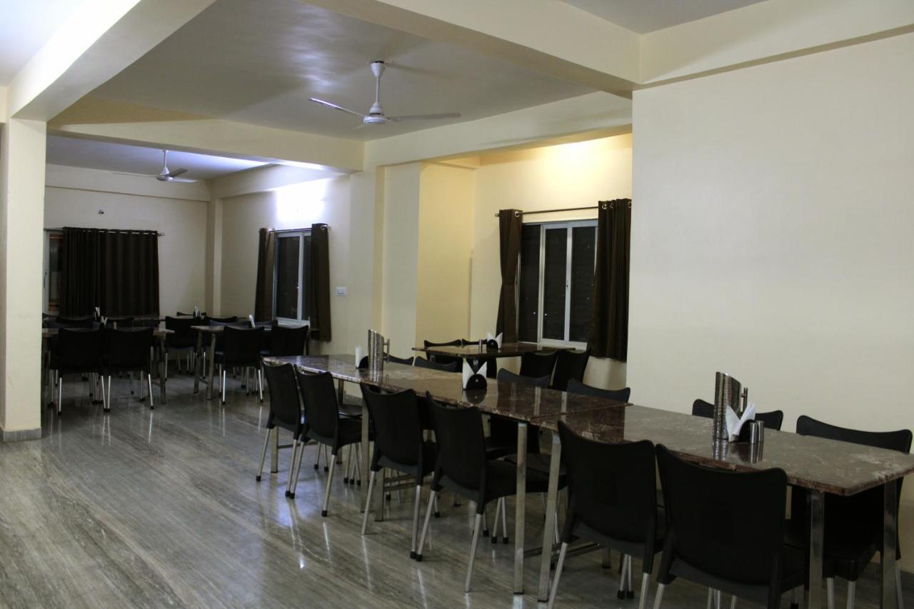 Maruti Group Of Hotels - Shri Naman Nāthdwāra المظهر الخارجي الصورة