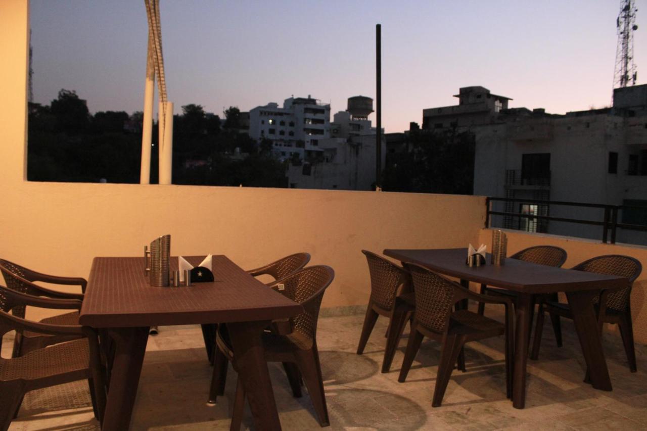 Maruti Group Of Hotels - Shri Naman Nāthdwāra المظهر الخارجي الصورة