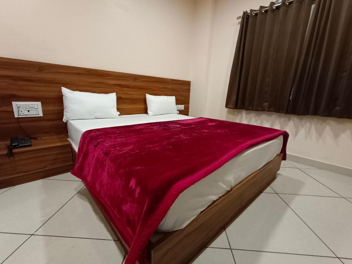 Maruti Group Of Hotels - Shri Naman Nāthdwāra المظهر الخارجي الصورة