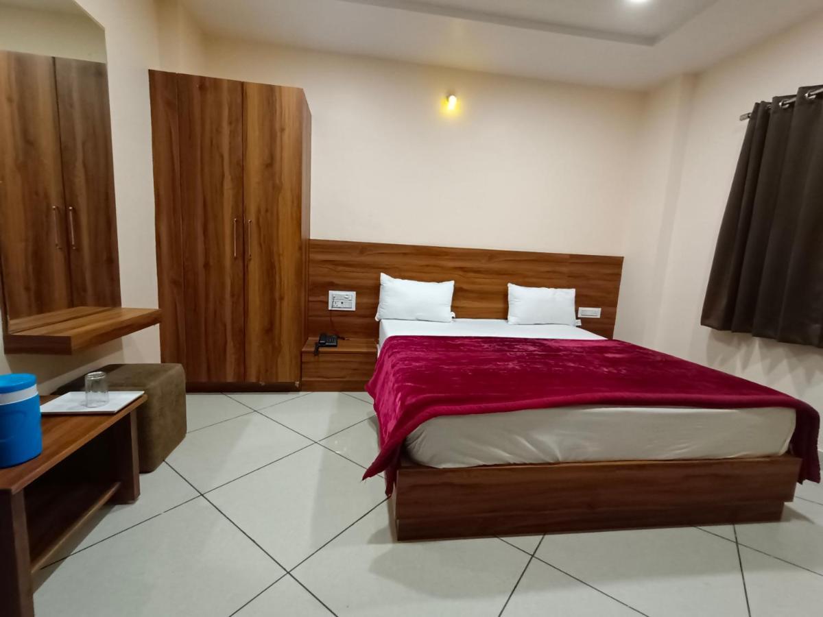 Maruti Group Of Hotels - Shri Naman Nāthdwāra المظهر الخارجي الصورة