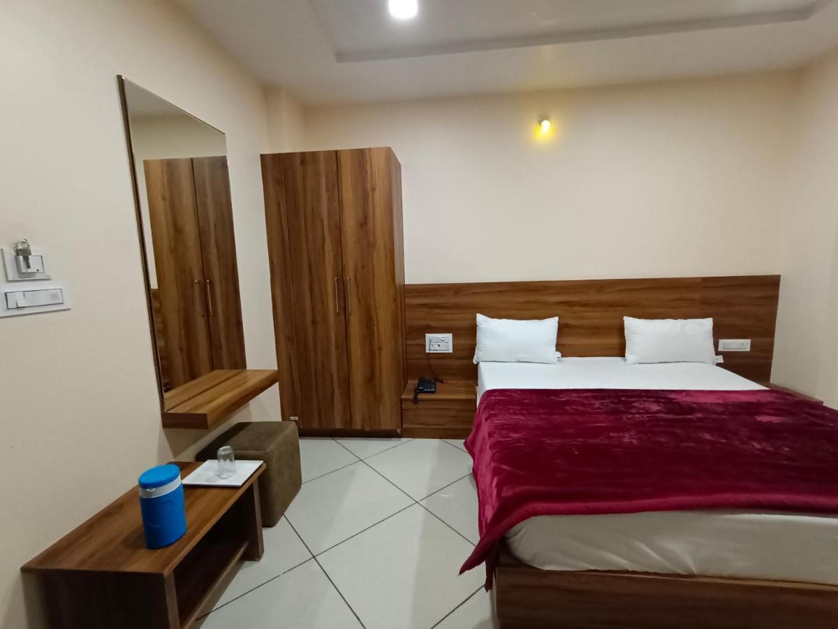 Maruti Group Of Hotels - Shri Naman Nāthdwāra المظهر الخارجي الصورة