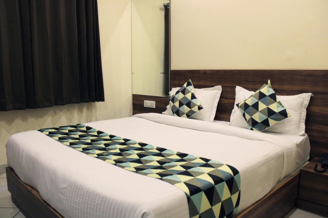 Maruti Group Of Hotels - Shri Naman Nāthdwāra المظهر الخارجي الصورة